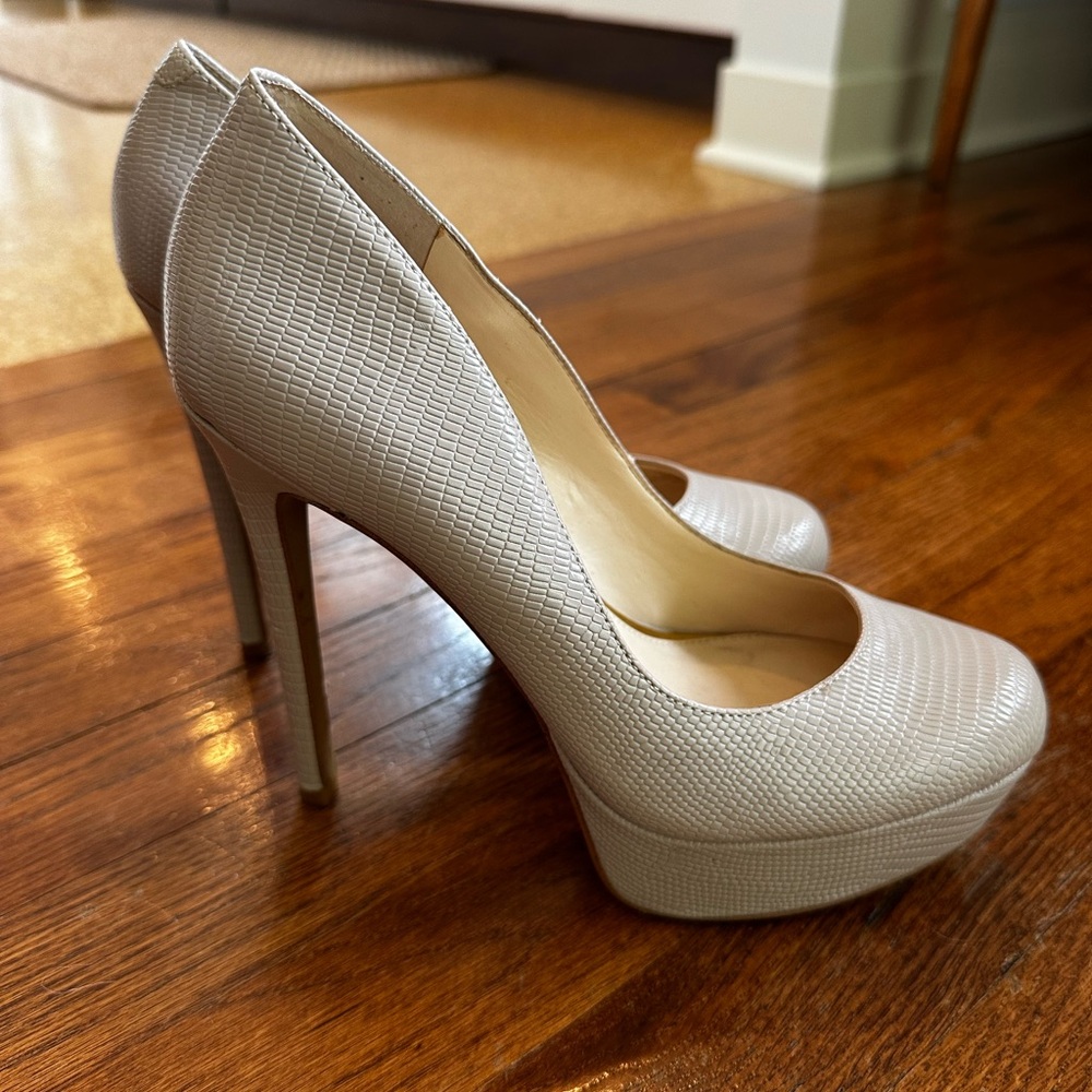 Jessica Simpson Cream Platform Heels
